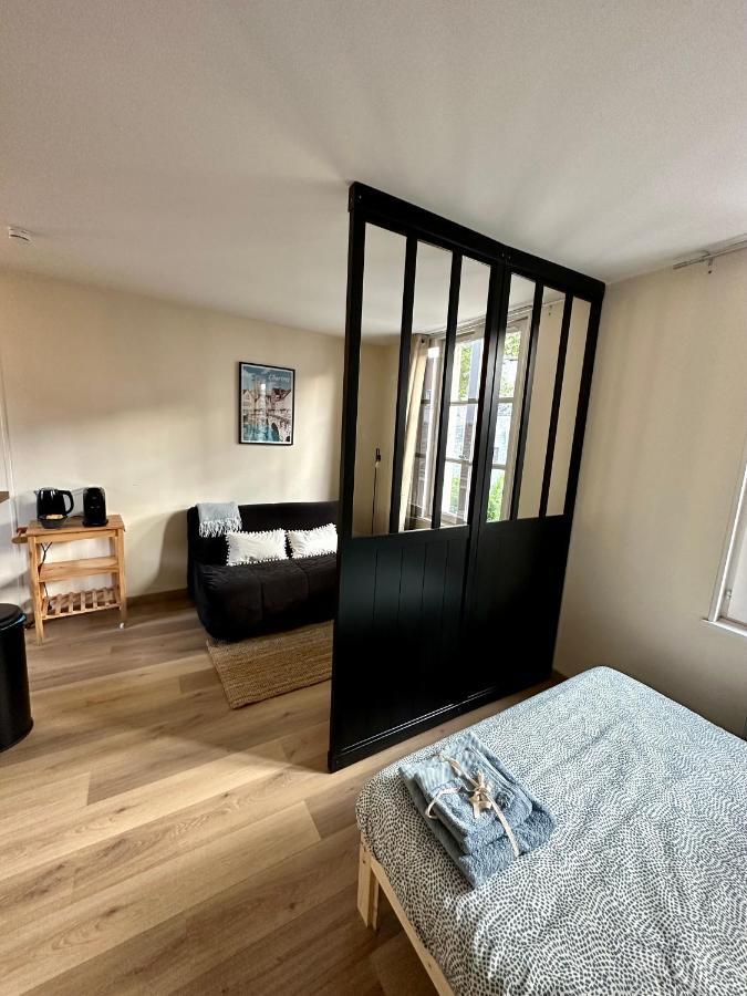 שארטר Appartement Bords De L'Eure Charmant Studio מראה חיצוני תמונה